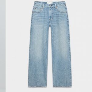 Aritzia 
Denim Forum The '90s Lo-Rise Baggy Boyfriend Jean
BNWT Size 29